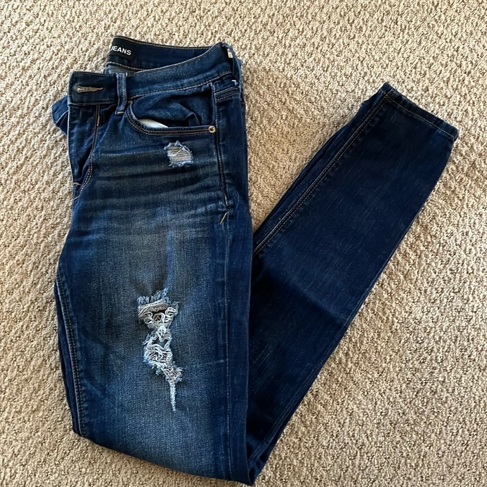 Express Mid Rise Legging Jeans- Size 4- Dark Wash- Distressed